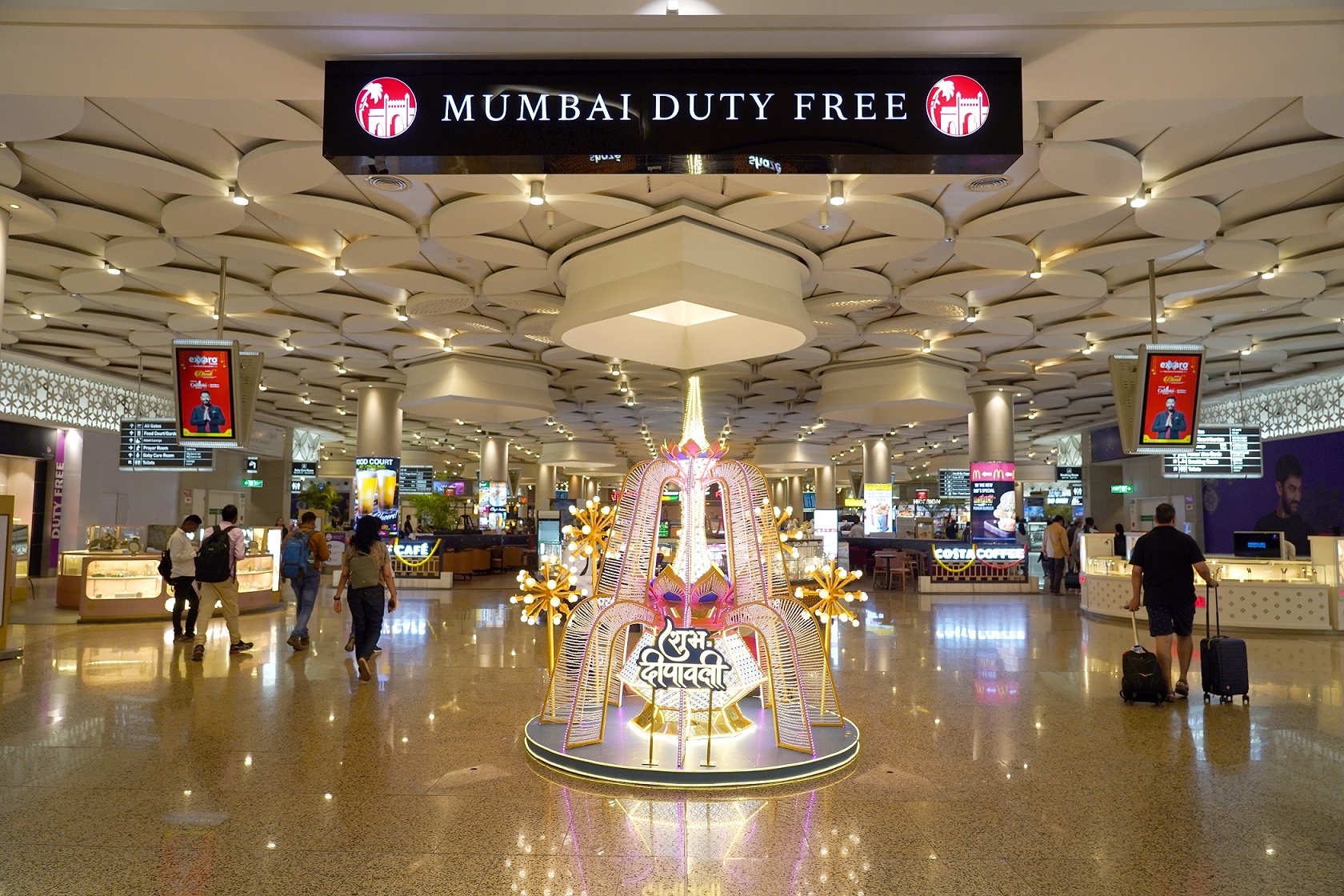 Festive Greetings from Mumbai International Airport!